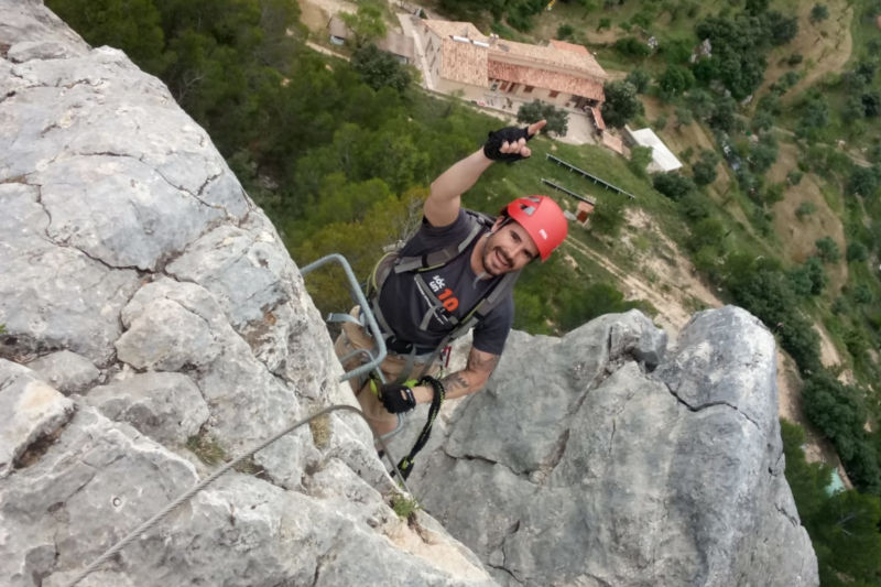 vista del puente de la vía ferrata de fuentespalda